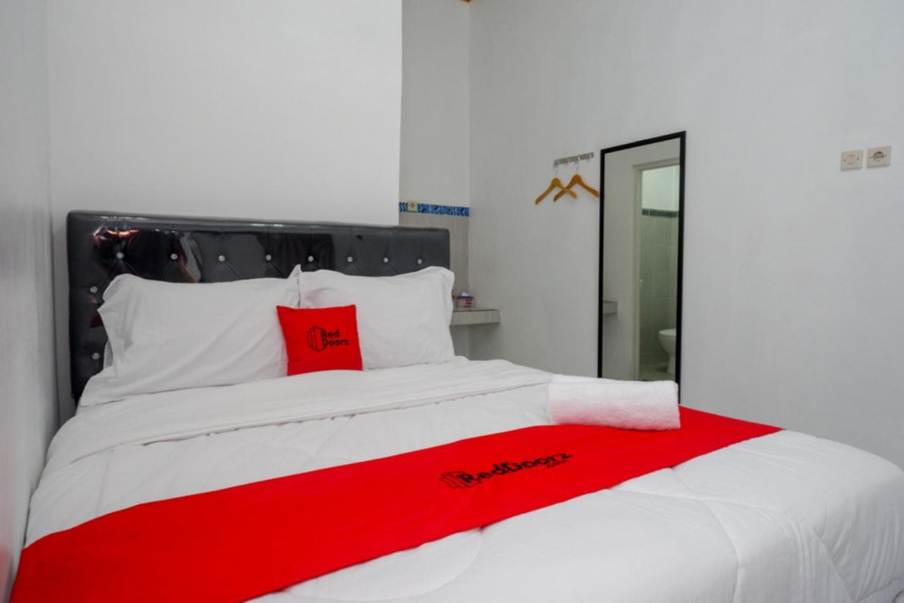 Reddoorz Near Universitas Semarang 2 Alastuwo Dış mekan fotoğraf